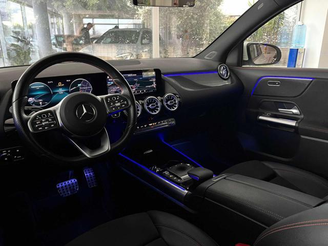 MERCEDES-BENZ GLA 180 d Automatic Premium