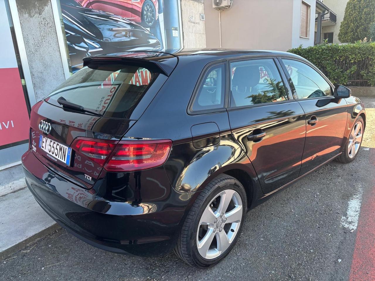 Audi A3 SPB 1.6 TDI clean diesel Ambition