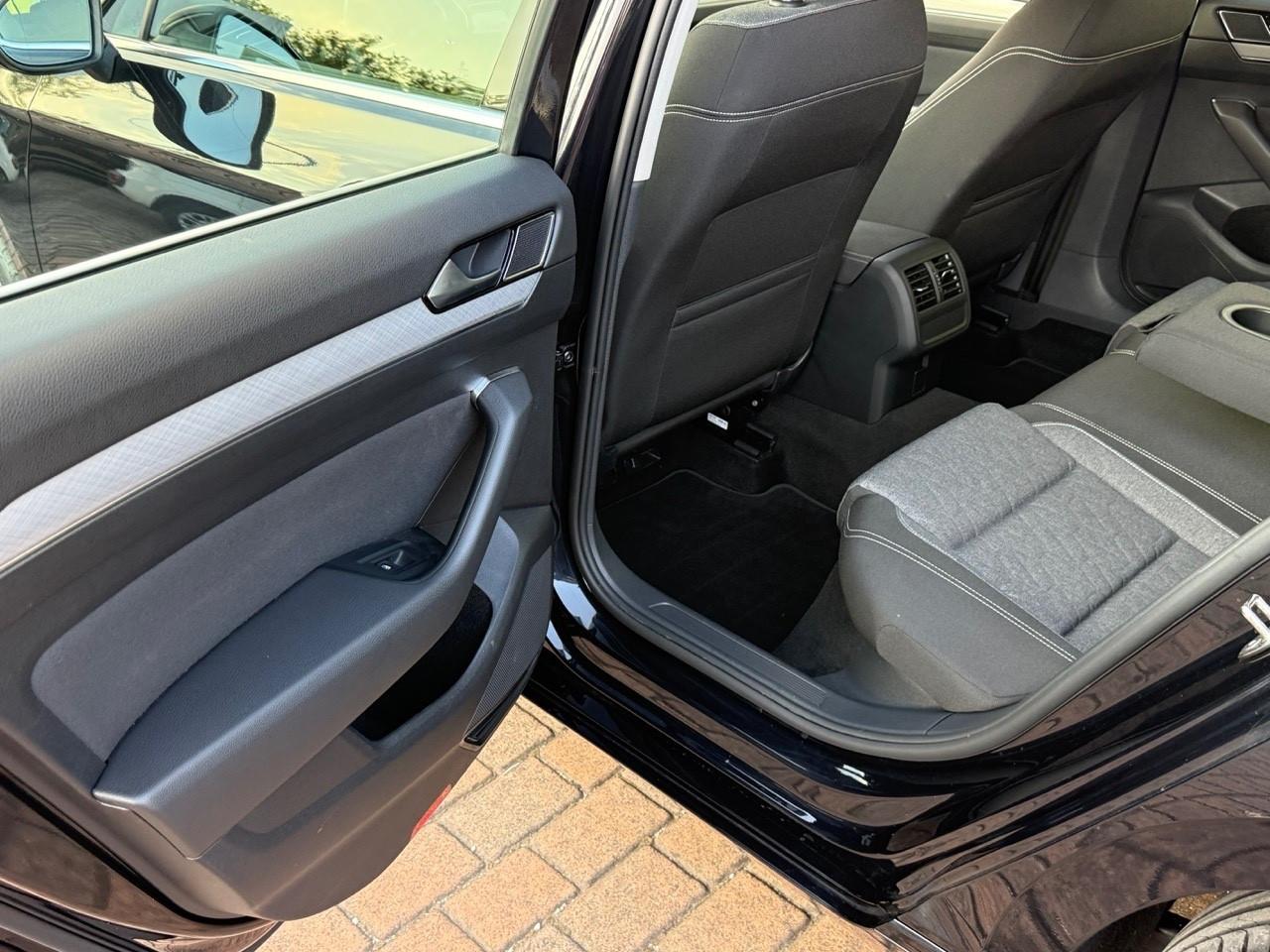 VW Passat 2.0 TDI 150CV 2023 PREZZO REALE/SERVICE UFFICIALE