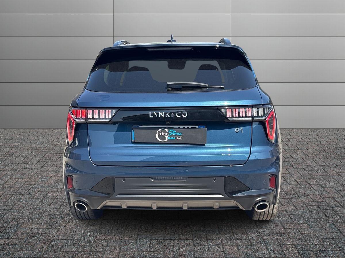 LYNK&CO 01 1.5 td phev auto