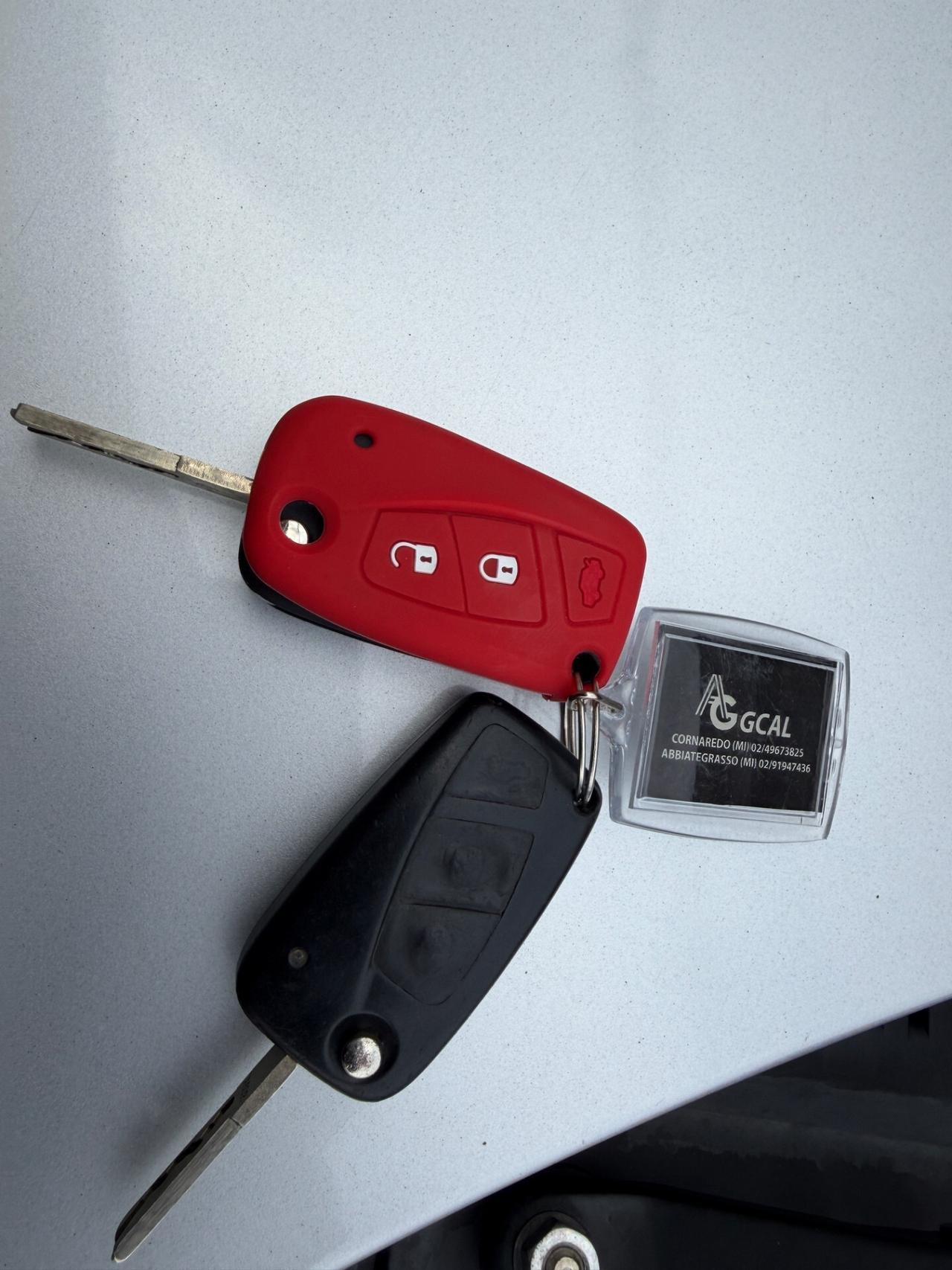 Lancia Ypsilon 1.2 benzina euro4 NEOPATENTATI