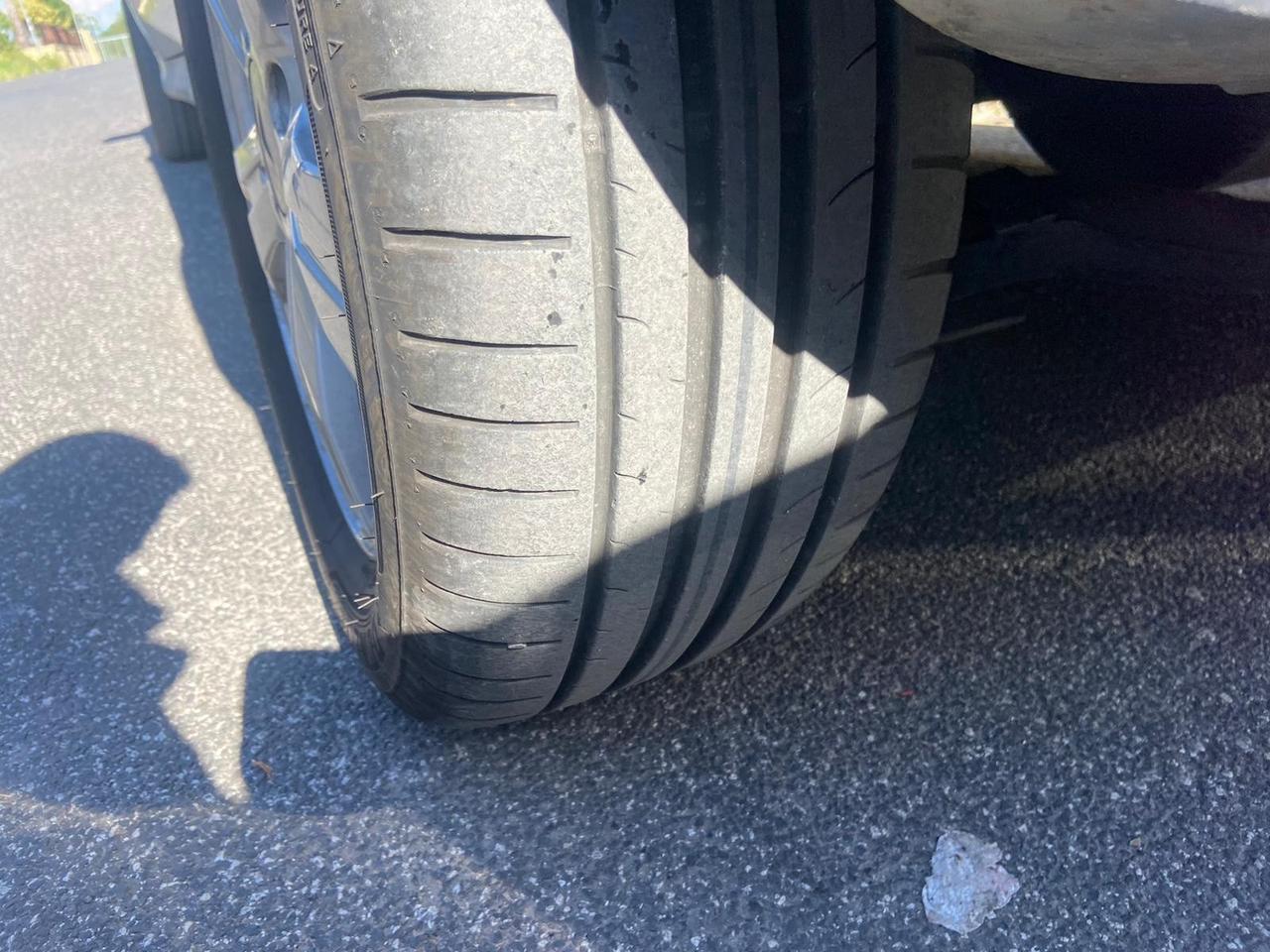 Mercedes-benz B 180 NGT AUTOMATICA