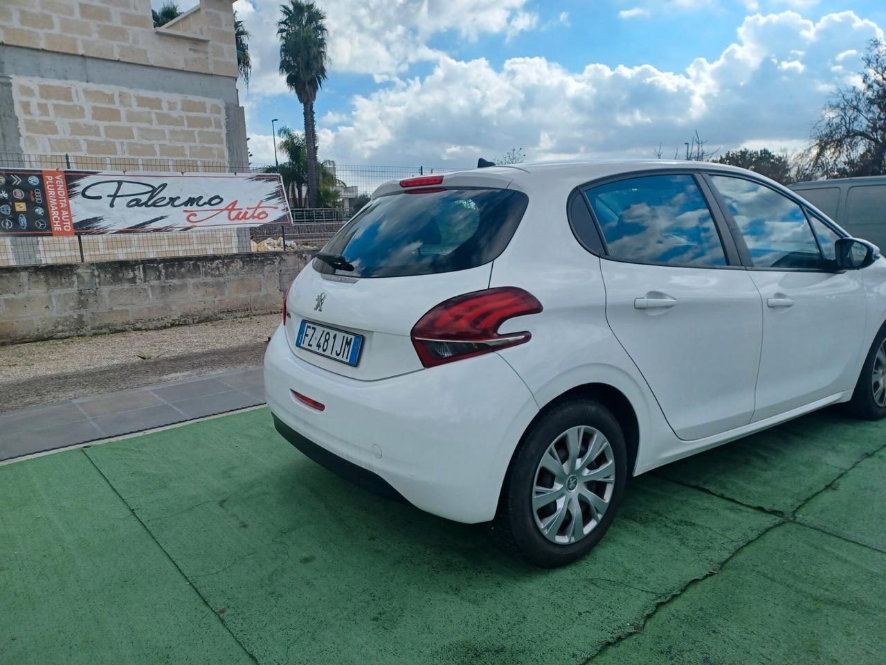 Peugeot 208 BlueHDi 75 5 porte Active