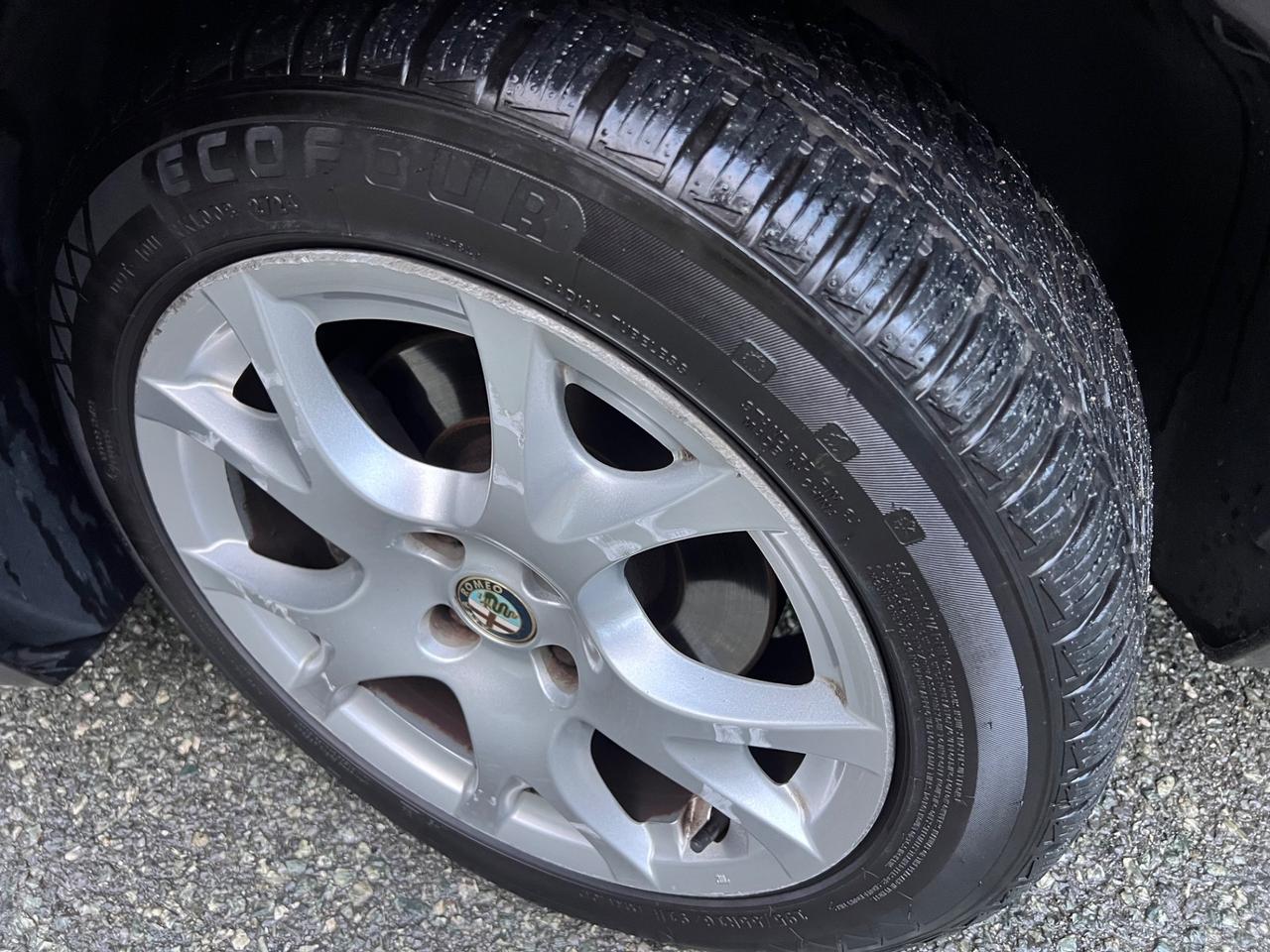 Alfa Romeo MiTo 1.6 JTDm 16V 120CV Distinctive Sport Pack