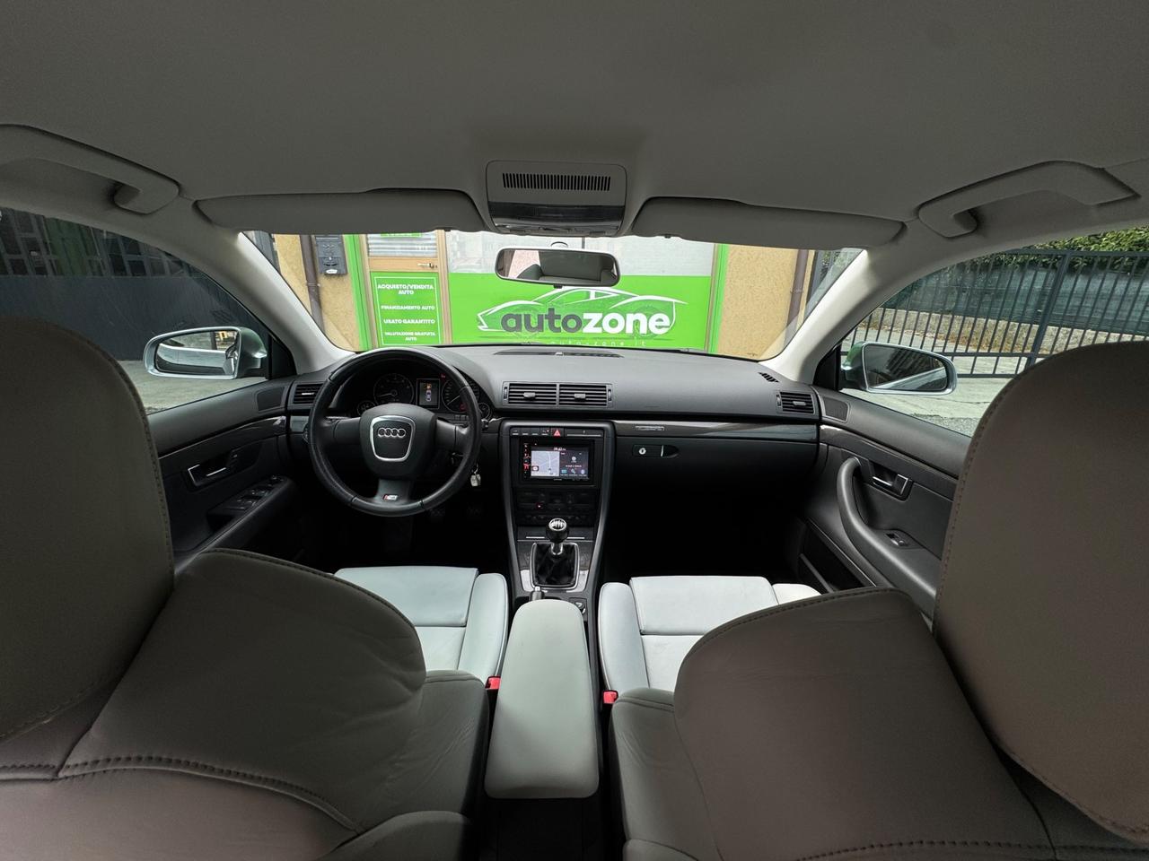 Audi A4 S4 4.2 V8 Avant quattro
