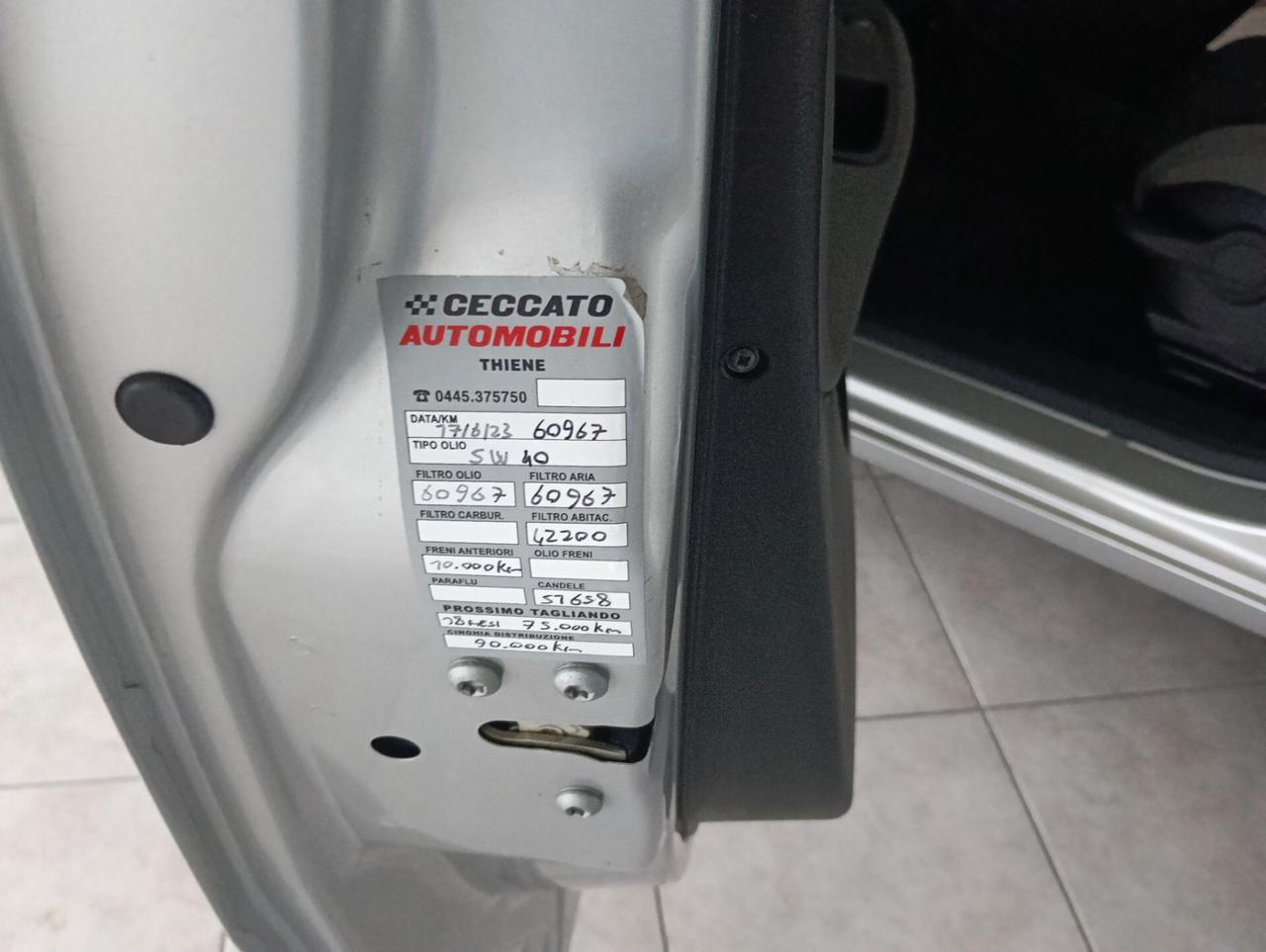 Lancia Ypsilon 1.2 69 CV 5 porte S&S Silver