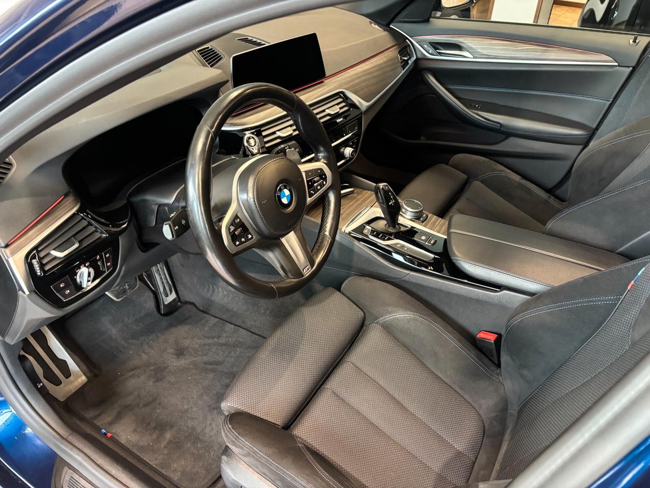 Bmw 530 530d xDrive Touring Msport SERVICE BMW*