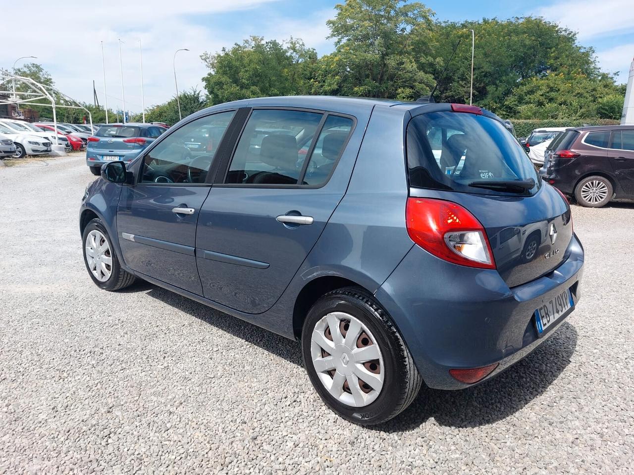 Renault Clio 1.2 16V 5 porte TOM TOM UNICO PROP