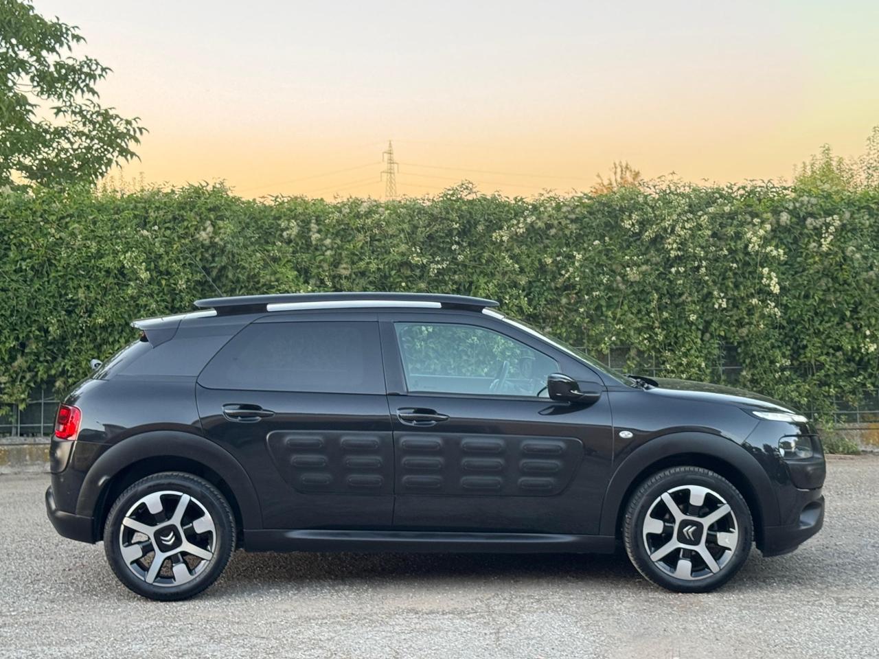 Citroen C4 Cactus PureTech 82 Shine