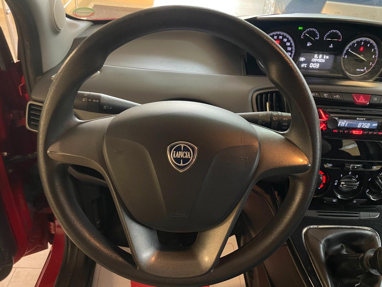 Lancia Y Ypsilon 1.2 Silver Tagliandata Distribuzione Neopatentati