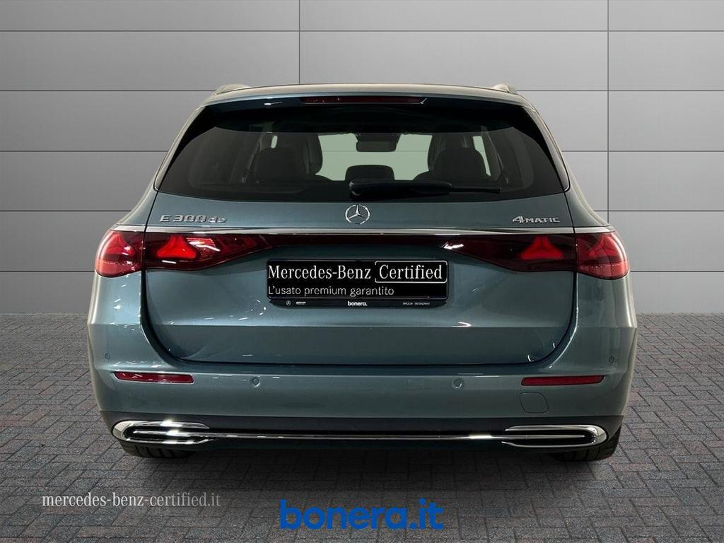 Mercedes Classe E Station Wagon All-Terrain 300 de Plug in hybrid Premium 4Matic...