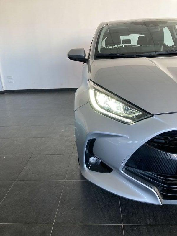 Toyota Yaris Hybrid Trend MY22
