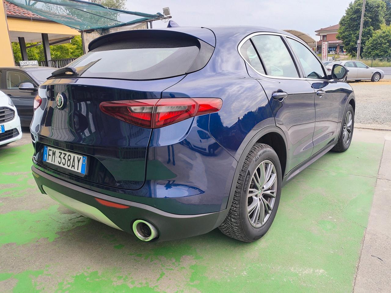 Alfa Romeo Stelvio 2.2 Turbodiesel 180 CV AT8 RWD Super