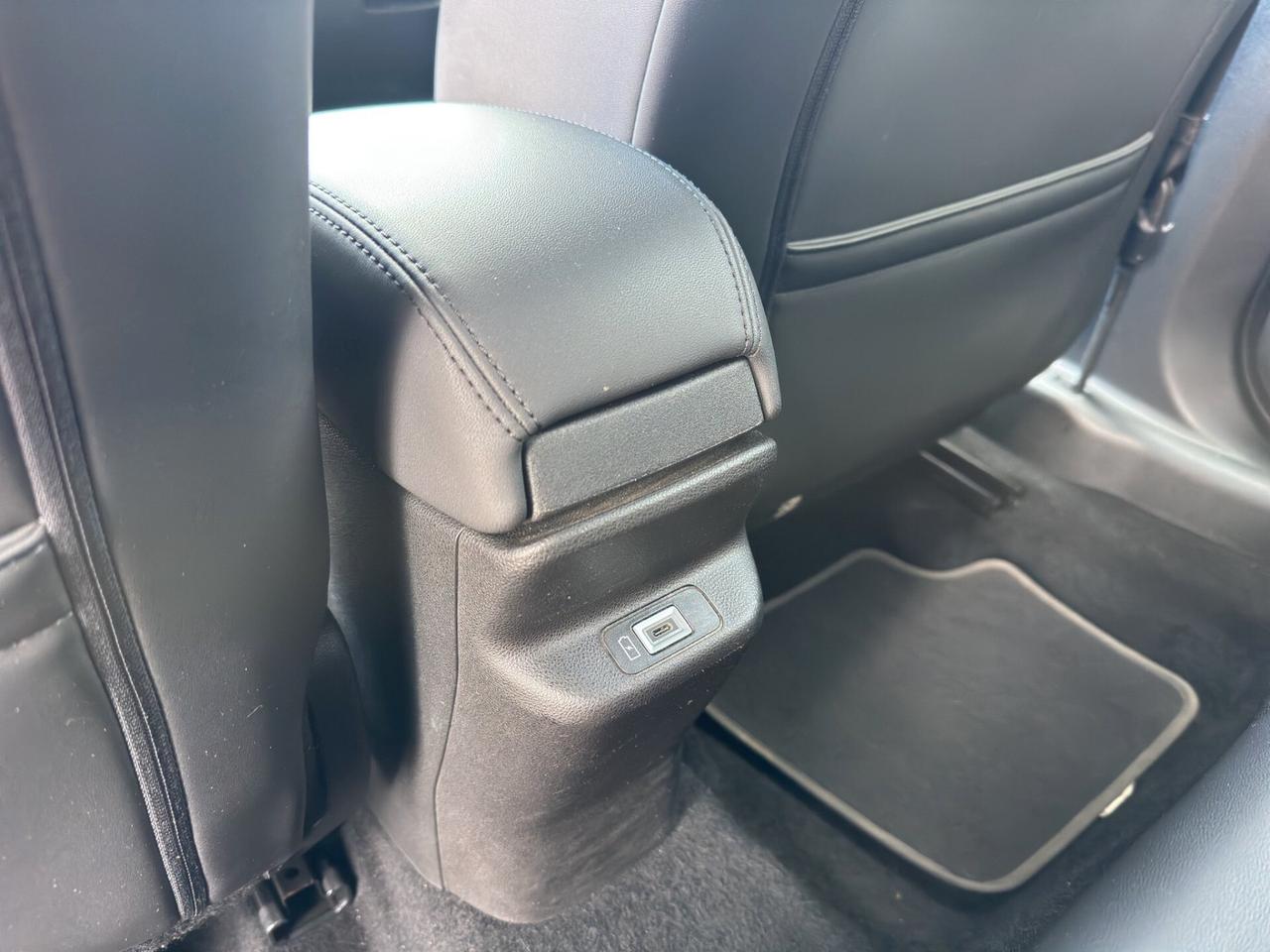 Jeep Avenger 1.2 Turbo 100 CV Summit