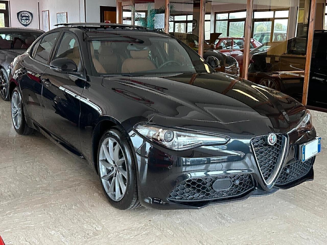Alfa Romeo Giulia Q4 2.2 TURBODIESEL 210 cv. AT8 TI (KM 0)