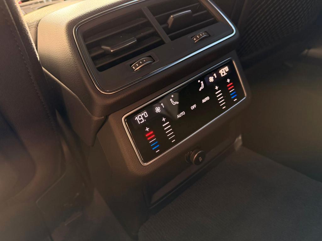 Audi A6 Avant 50 3.0 tdi mhev Business quattro tiptronic