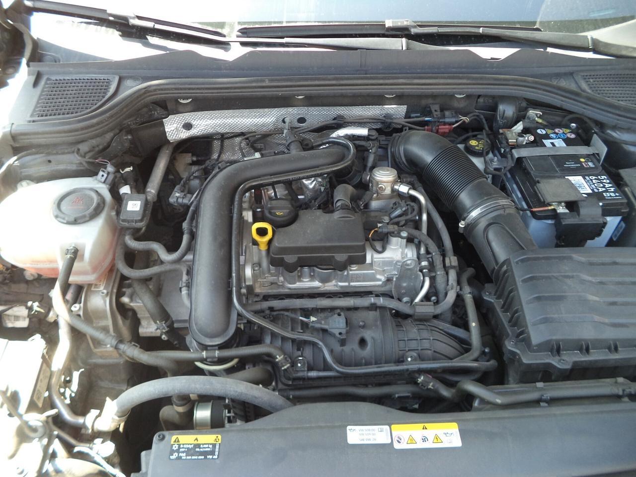 Volkswagen Golf 8 1.0 TSI EVO Life OK NEOPATENTATI