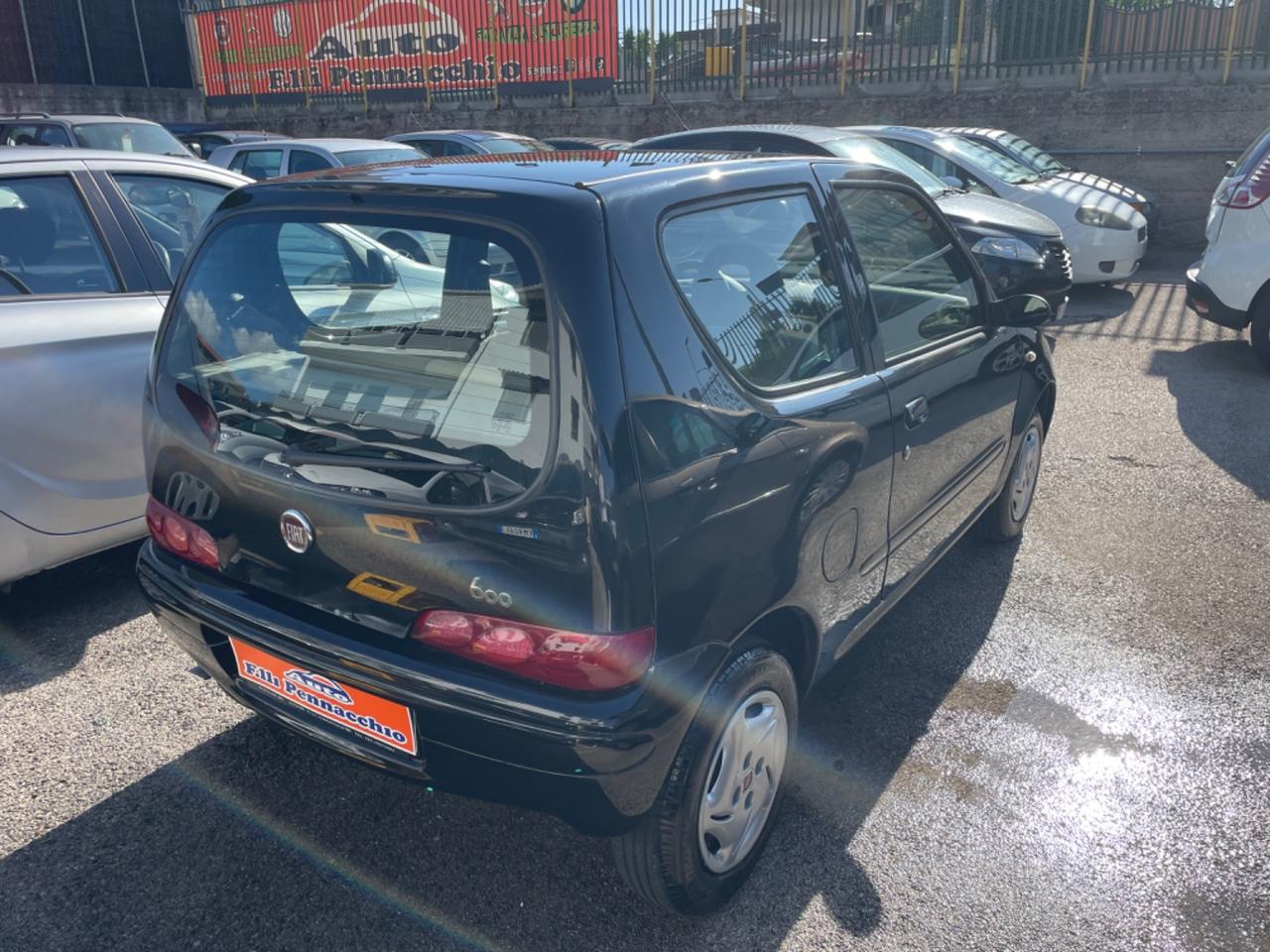 FIAT 600 1.1 BENZINA 54 (CV) 2010