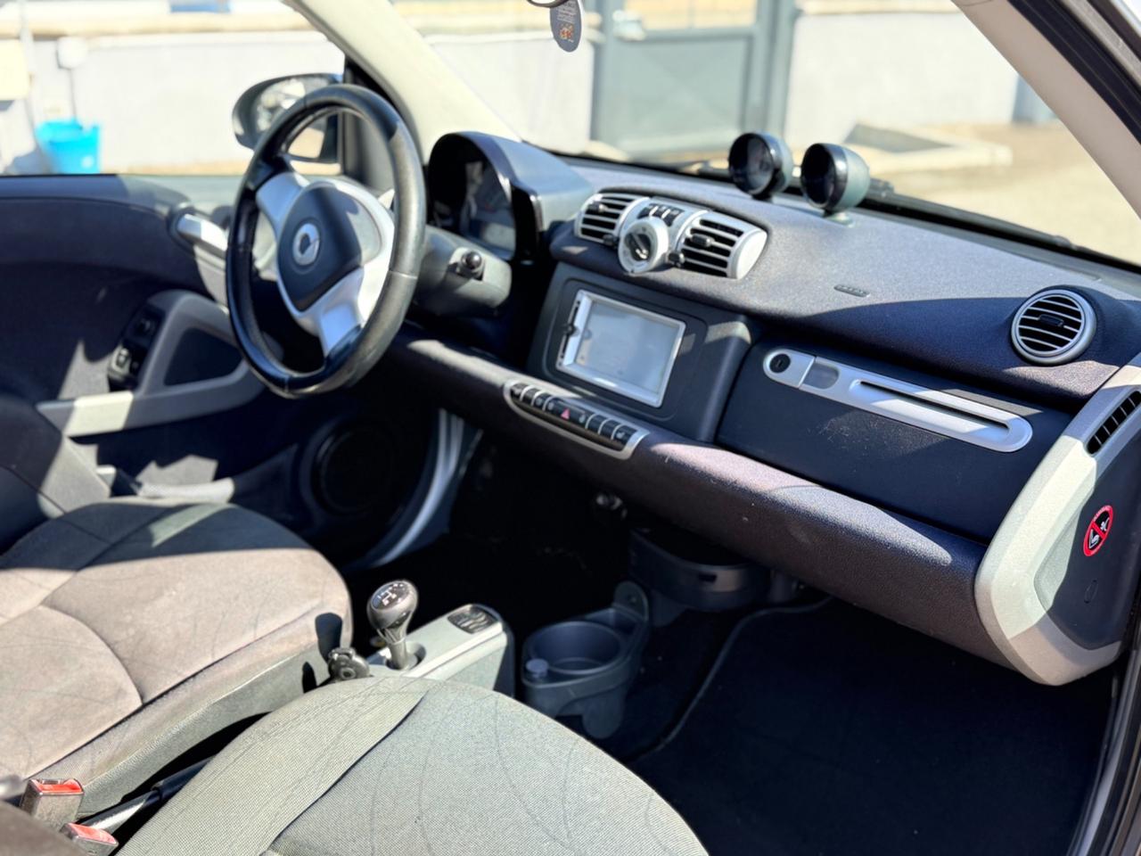 Smart ForTwo 800 40 kW cabrio passion cdi 2012