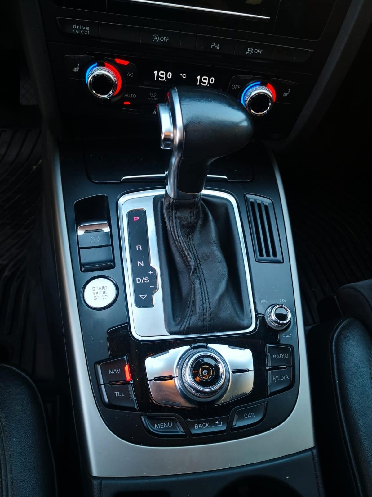 Audi A4 Avant 2.0 TDI 177CV multitronic ***PELLE/ALCANTARA***NAVI***XENO***