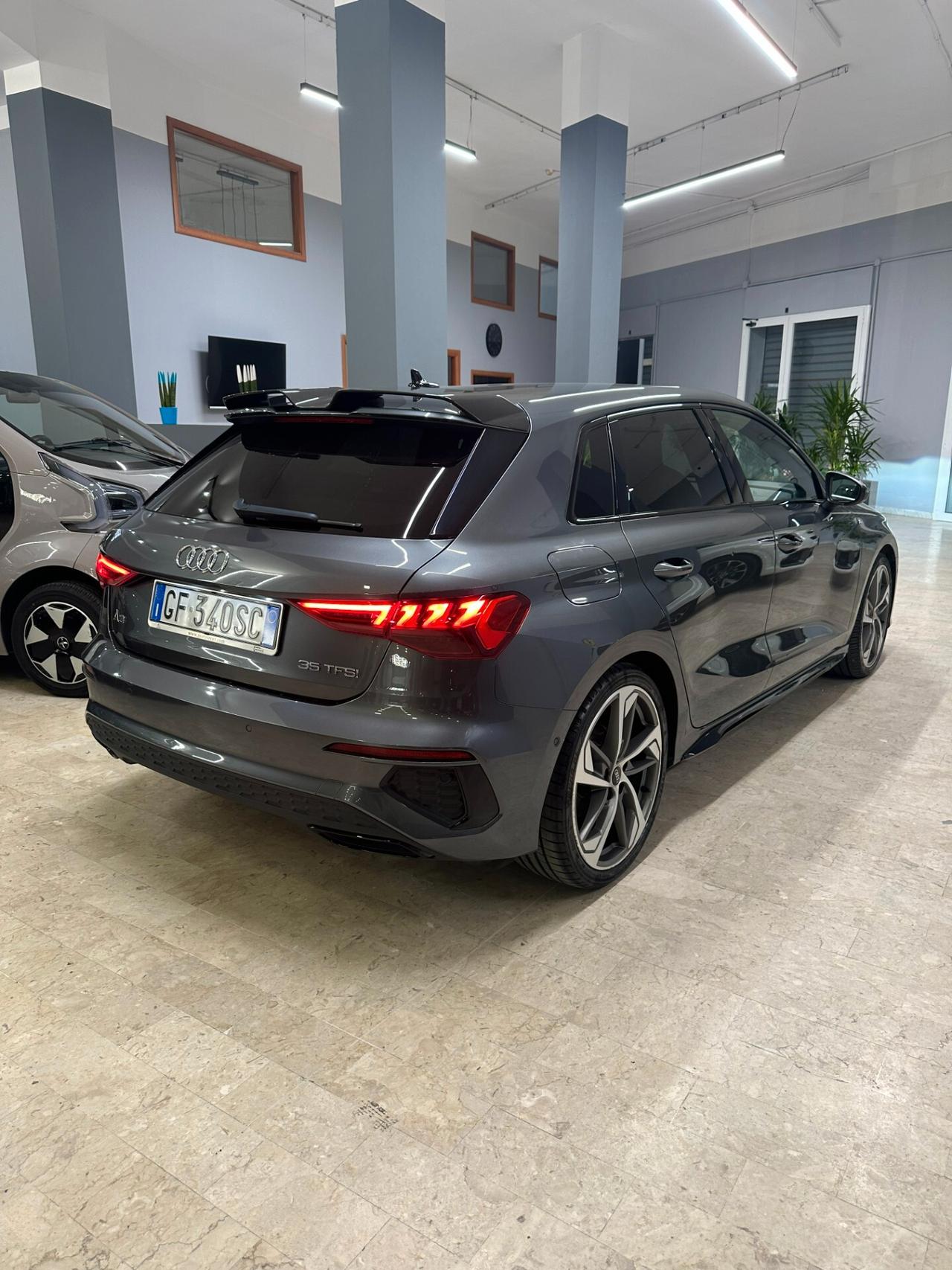 Audi A3 SPORTBACK 35 TFSI S line edition