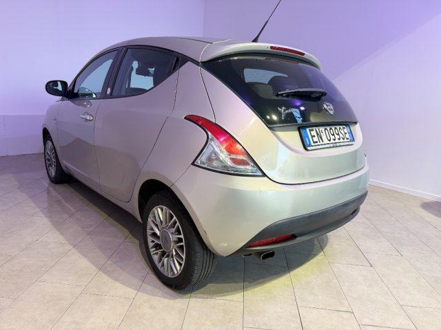 LANCIA Ypsilon 1.2 69 CV 5 porte GPL Ecochic Gold