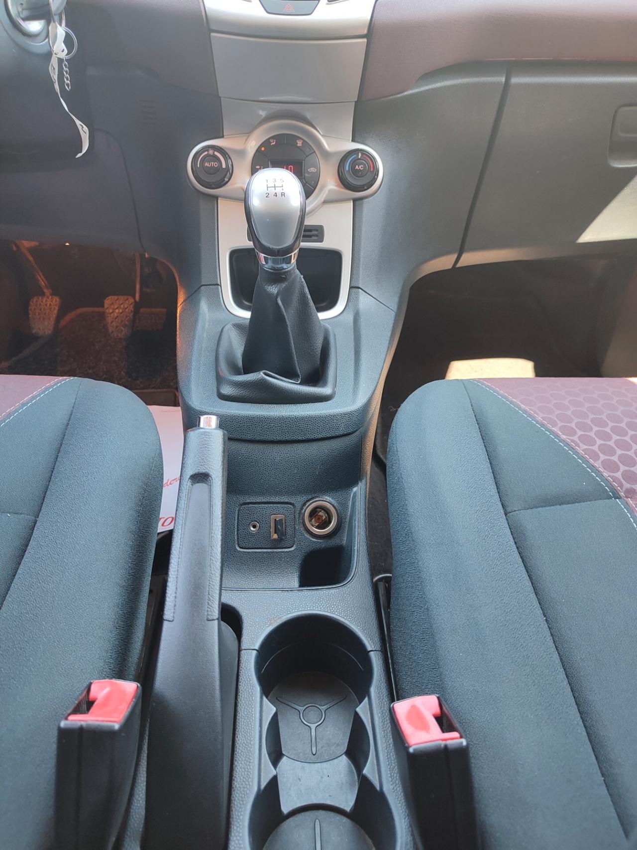 FORD FIESTA 2010 1.4DCI 50KW OK PER NEOPATENTATI