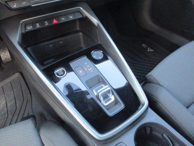 AUDI A3 SPB 35 TFSI S-tronic Business Advanced LED