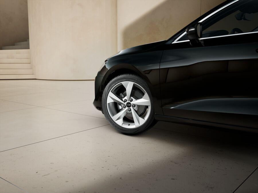 AUDI Audi A3 Sportback Business Advanced TFSI 85 kW S tronic