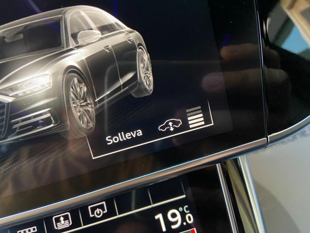AUDI A8 50 TDI 3.0 quattro tiptronic S line.