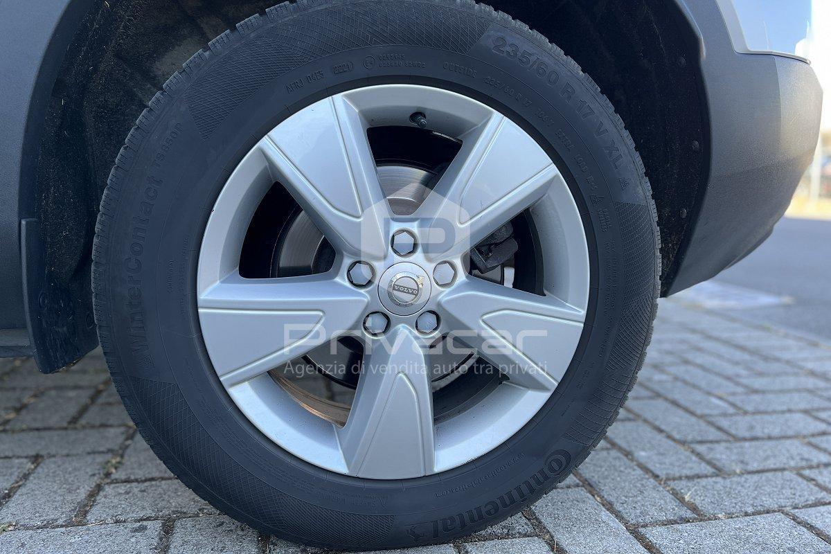 VOLVO XC40 D3 AWD Geartronic Momentum