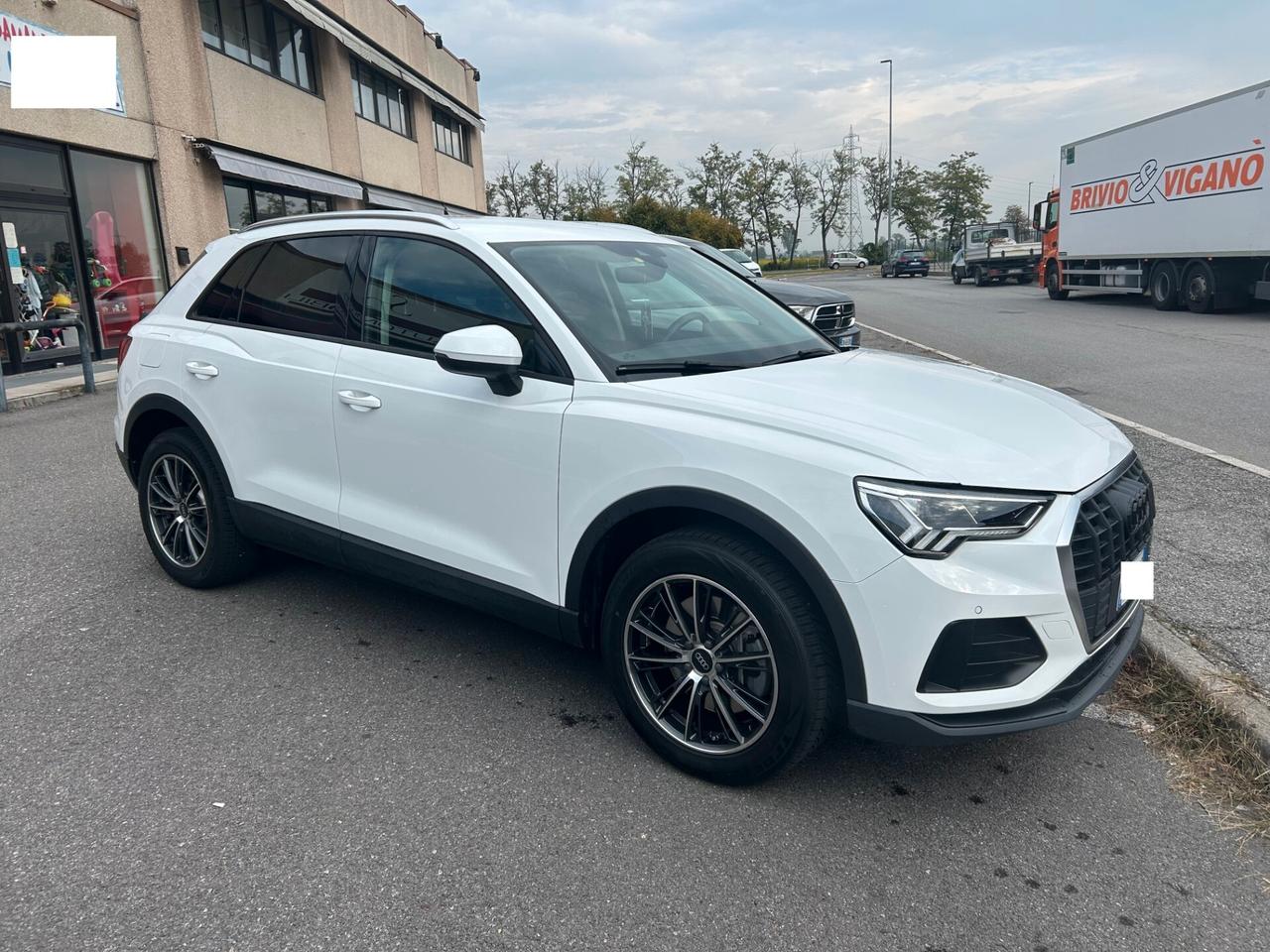 Audi Q3 45 TFSI plug in e S tronic Business unico proprietario