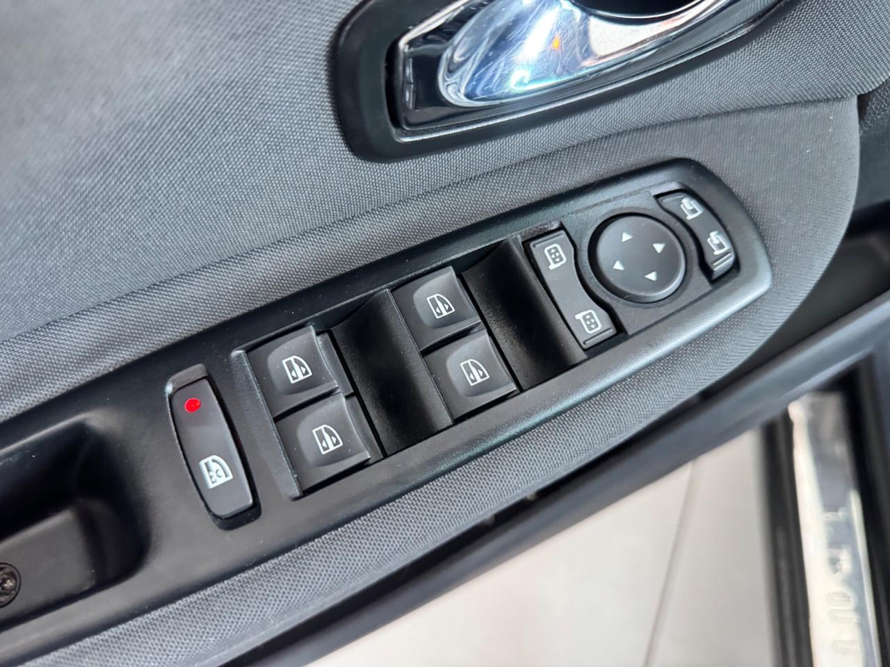 Renault Scenic XMod dCi 110 CV Energy Limited