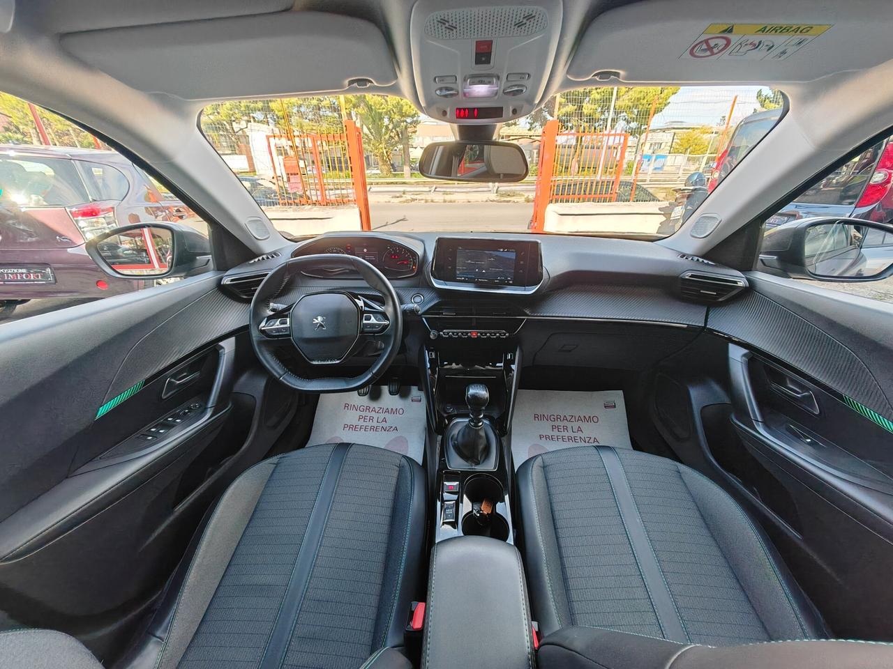 Peugeot 2008 1,5 diesel 12/2021 Cv110