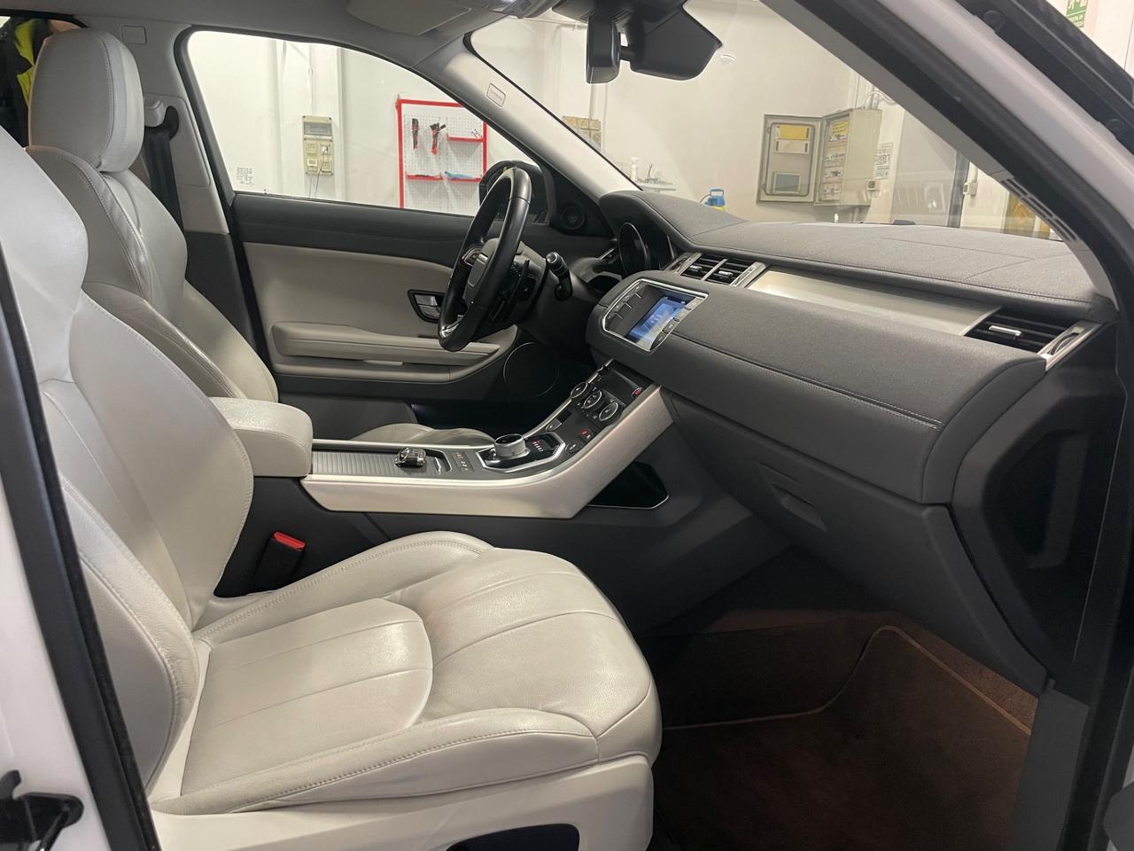 Land Rover Range Evoque 2.0 TD4 150 CV 5p. SE Dynamic