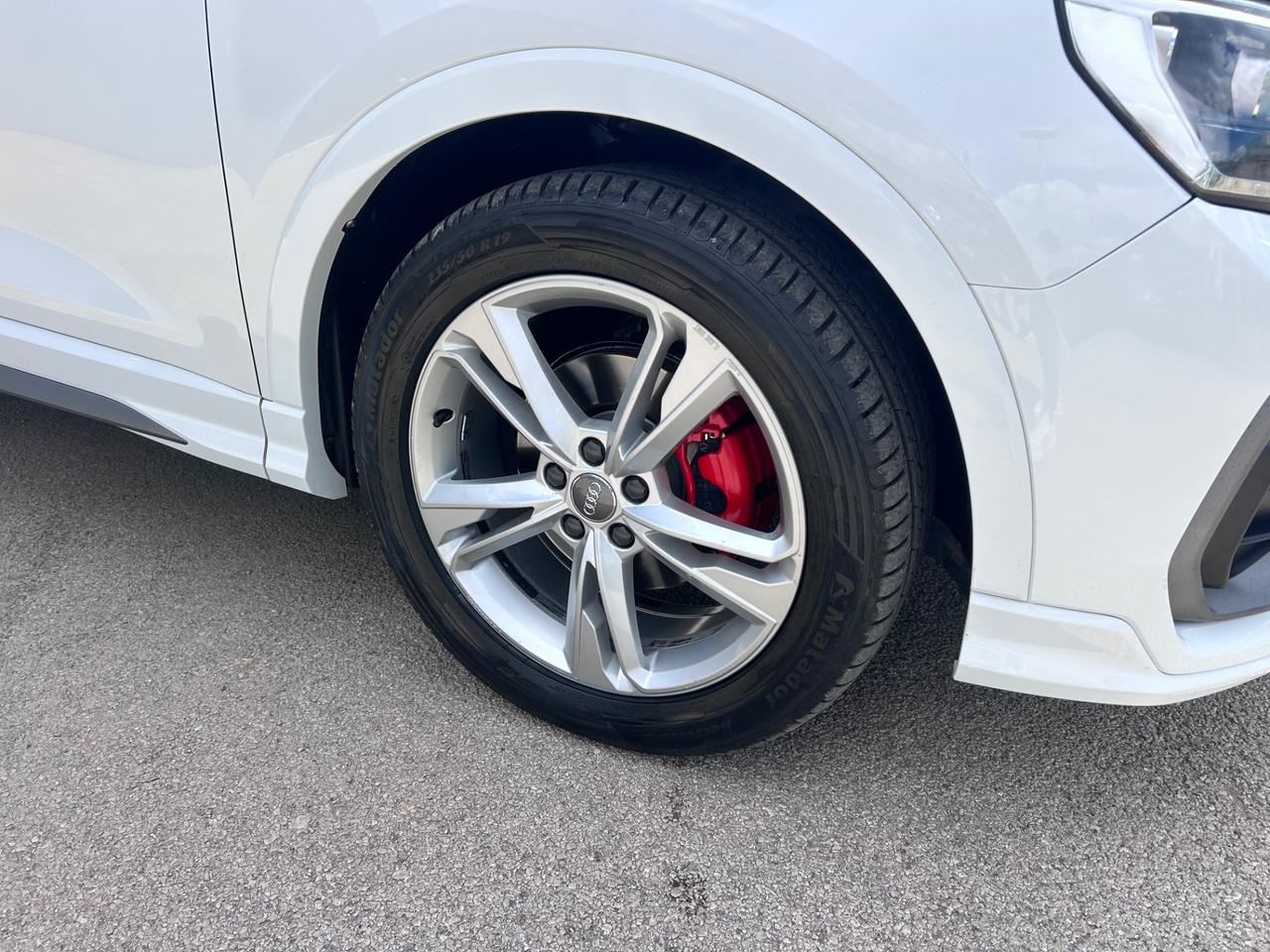 Audi Q3 35 TDI S tronic line edition
