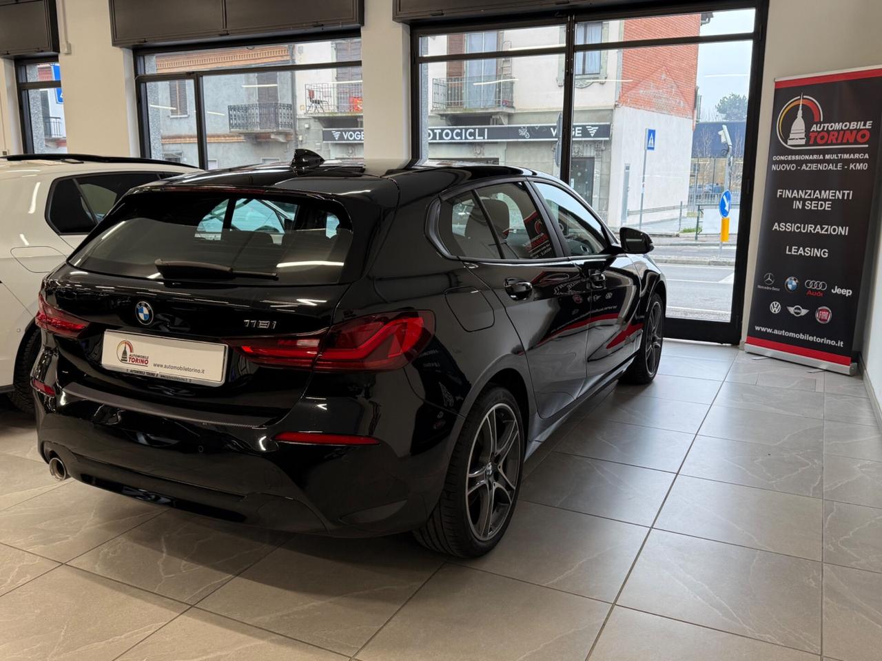 Bmw 118 118i 5p. Business Advantage VIRTUAL