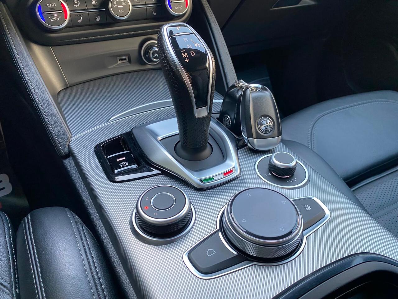ALFA ROMEO NEW STELVIO 210CV Q4 Veloce 2023