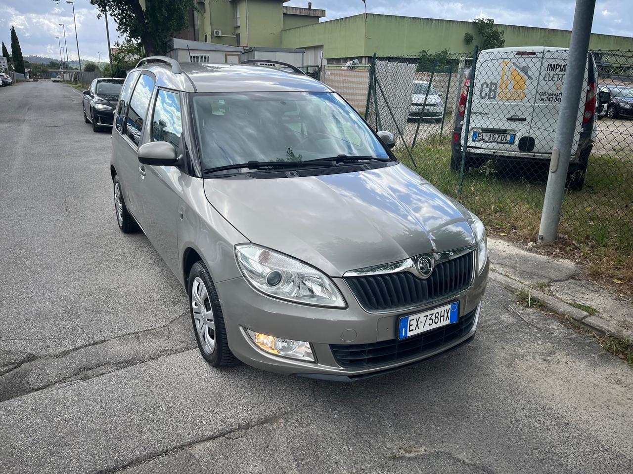 Skoda Roomster 1.2 TDI CR 75CV Active 2014 144.000 KM