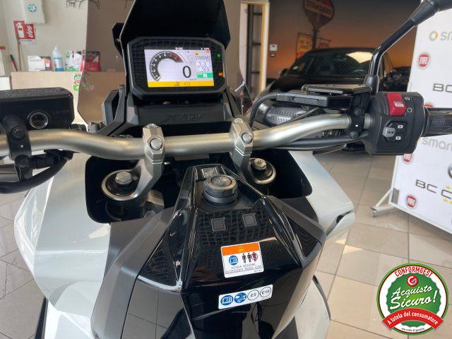 HONDA X-ADV 750 Special edition *3.900 Km