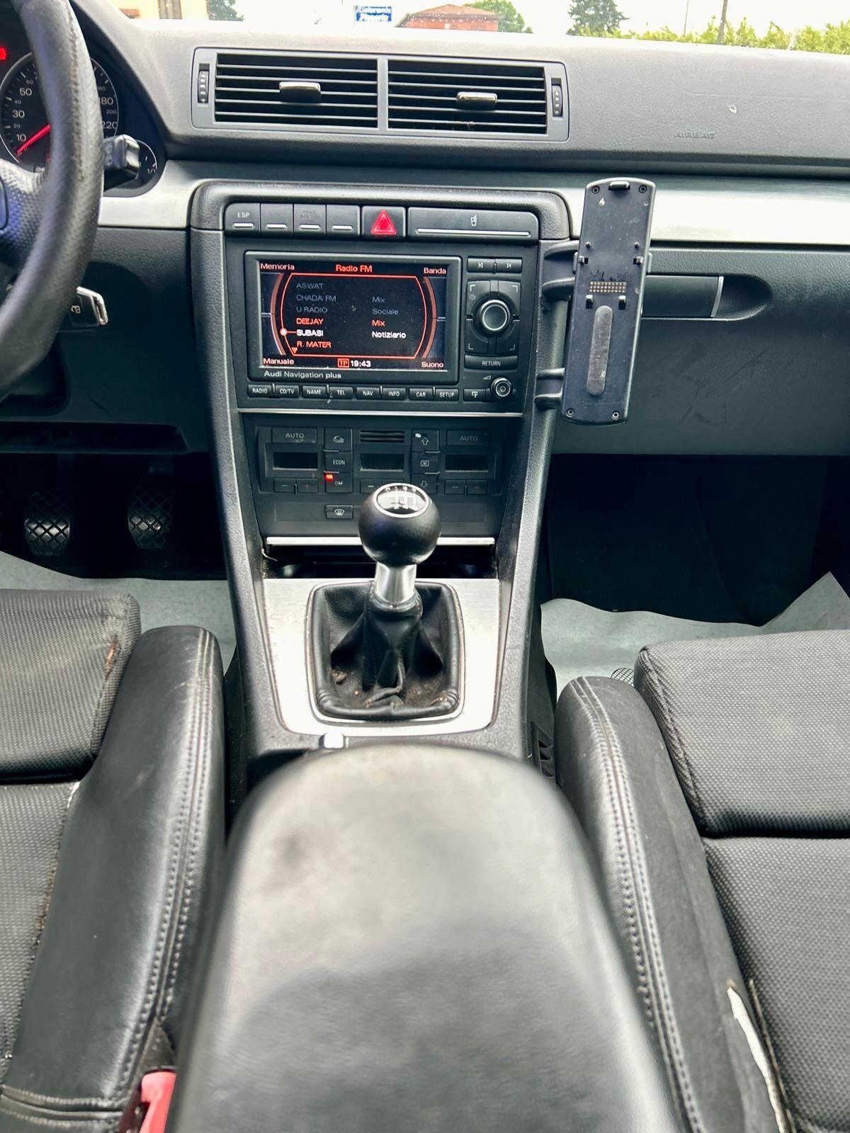 Audi A4 2.0 16V TDI Avant Top plus S-LINE