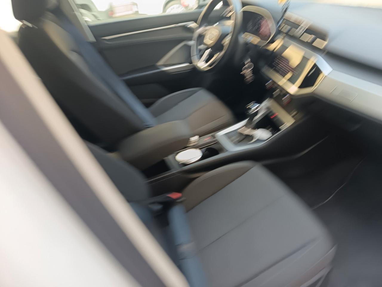 Audi Q3 2.0TDI Advanced S-Tronic Full Opt