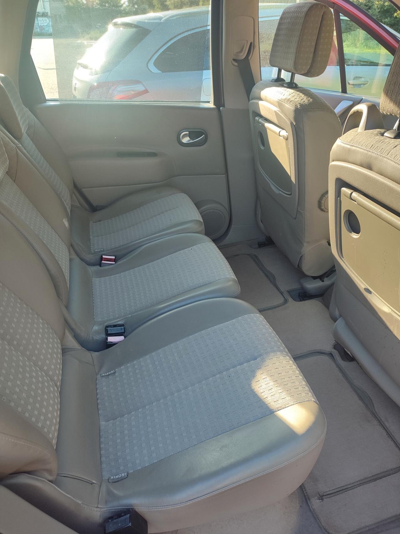 RENAULT SCENIC 1.6BENZINA POCHI KM LEGGERE