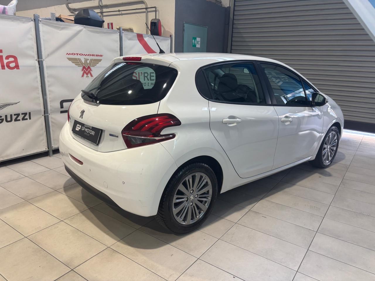 Peugeot 208 PureTech 82 5 porte Active