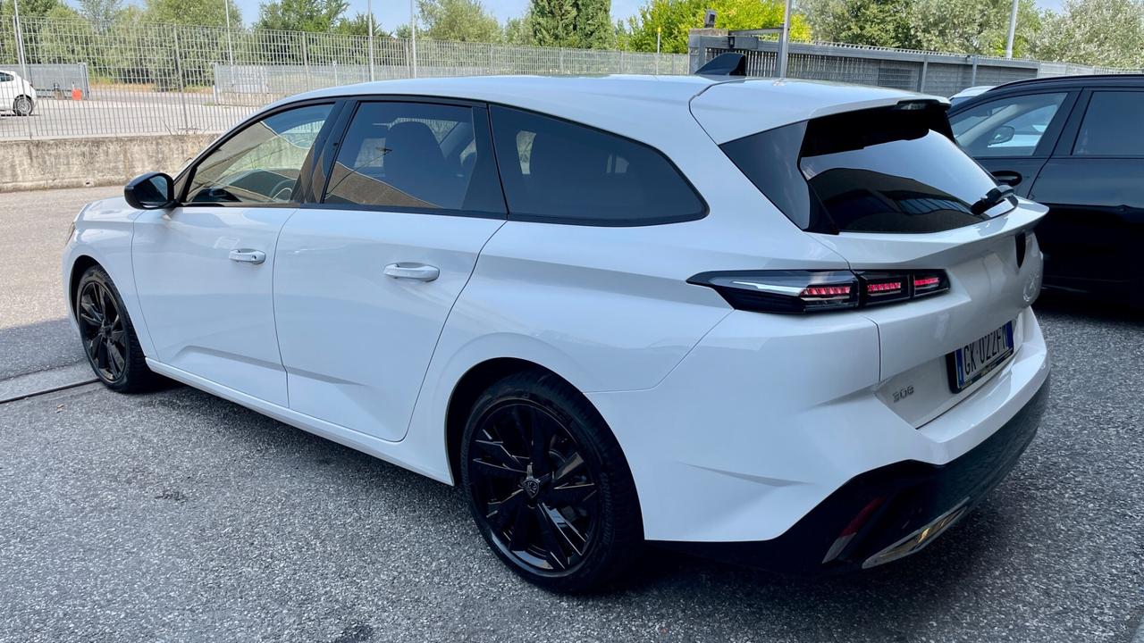 PEUGEOT 308 BLUEHDI 1.5 EAT8 ALLURE PACK 131CV - VIRTUAL COCKPIT, FULL LED, NEOPATENTATI