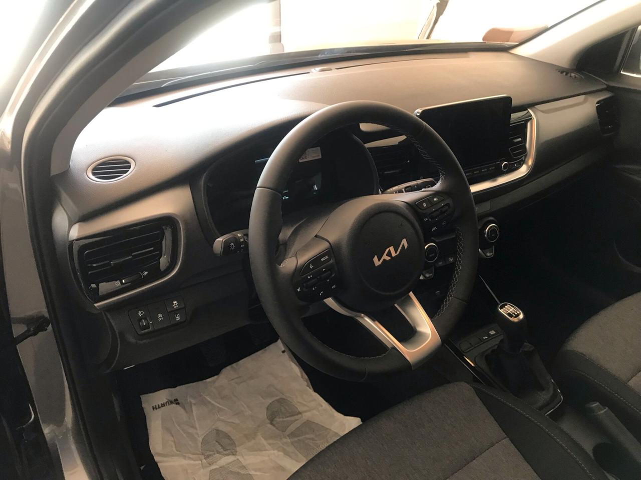 Kia Stonic 1.0 T-GDi 100 CV MHEV MT Urban