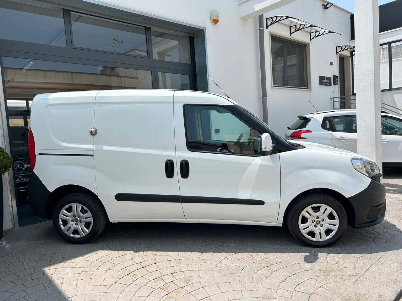 FIAT DOBLO' 1.6 MJ 105 Cv 3 POSTI - 11/2015