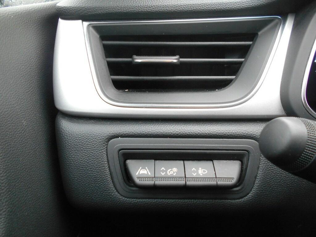 Renault Captur 1.6 E-TECH Hybrid Techno Fast Track Auto