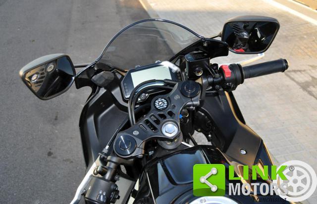 YAMAHA YZF R3 Pari al Nuovo