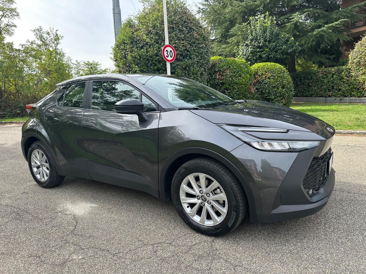 Toyota C-HR Hv lounge